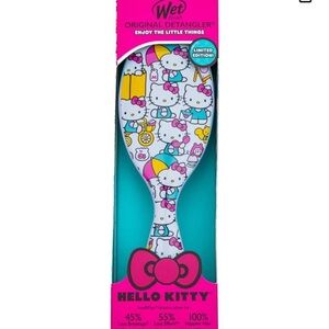 NIB Hello Kitty White Wet Brush